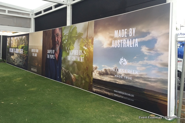 Single printed, seamless 16m long Fabric Media Wall