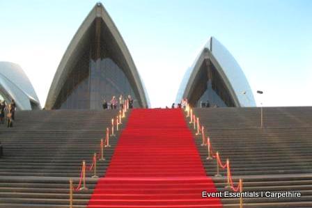 Red Carpet: Glorious Entrance Steps